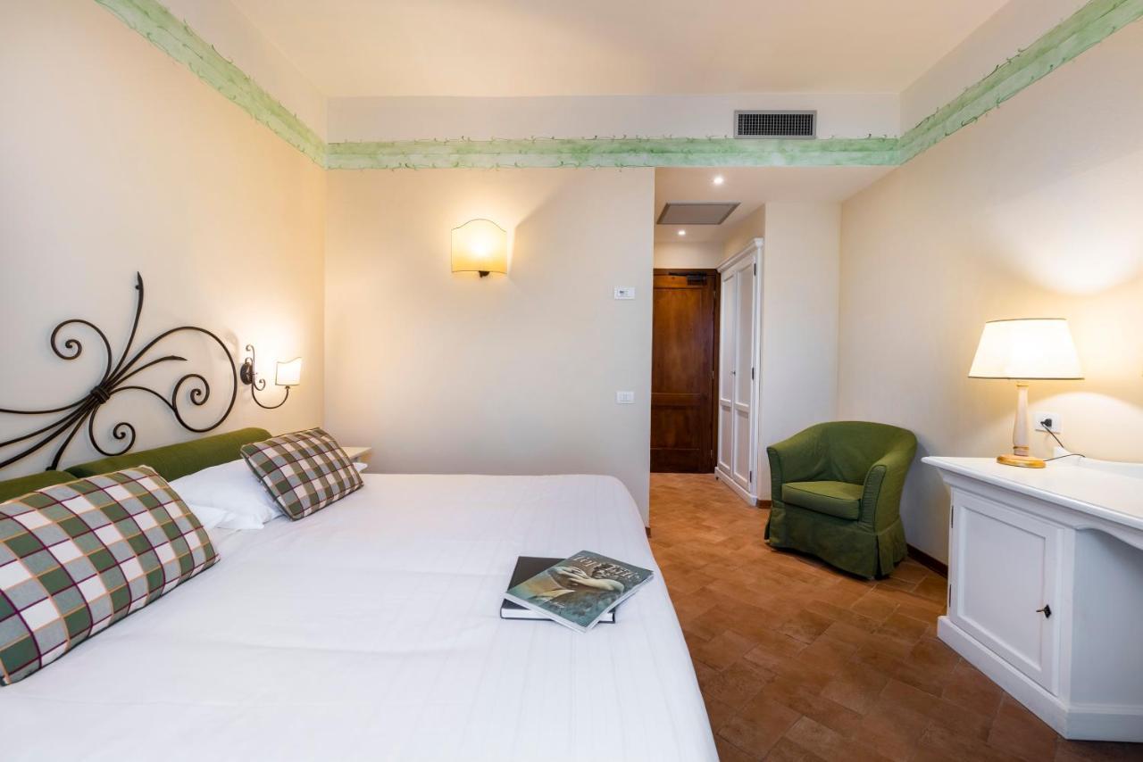 Hotel Borgo Di Cortefreda - Place Of Charme Tavarnelle Val di Pesa المظهر الخارجي الصورة