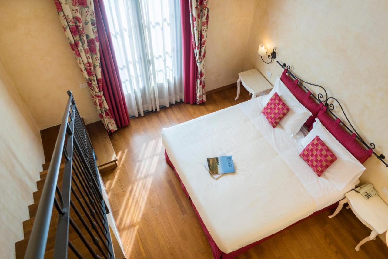 Hotel Borgo Di Cortefreda - Place Of Charme Tavarnelle Val di Pesa المظهر الخارجي الصورة