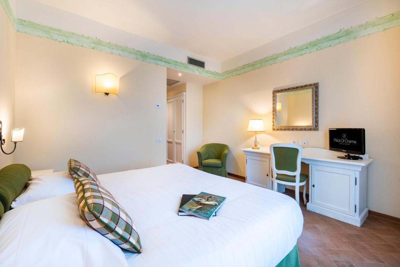 Hotel Borgo Di Cortefreda - Place Of Charme Tavarnelle Val di Pesa المظهر الخارجي الصورة