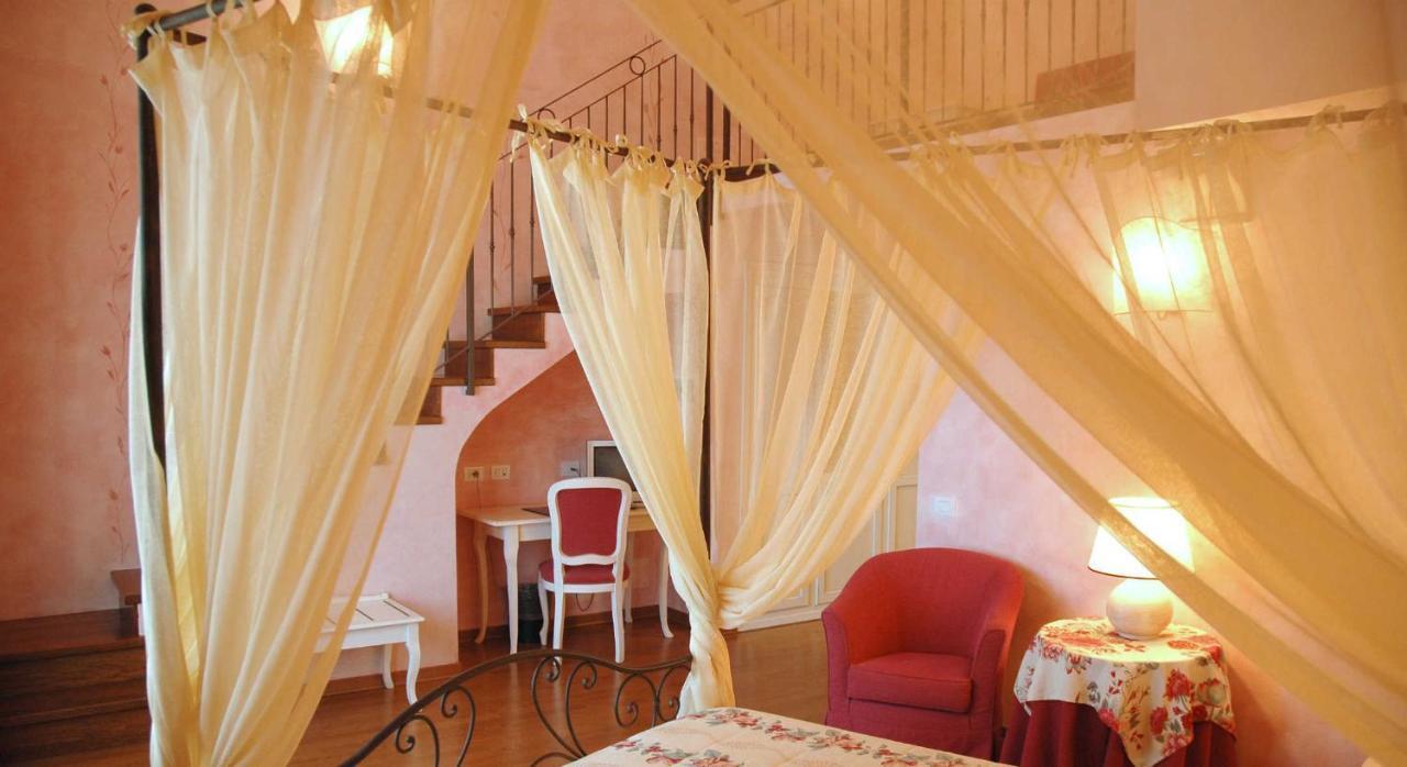 Hotel Borgo Di Cortefreda - Place Of Charme Tavarnelle Val di Pesa الغرفة الصورة